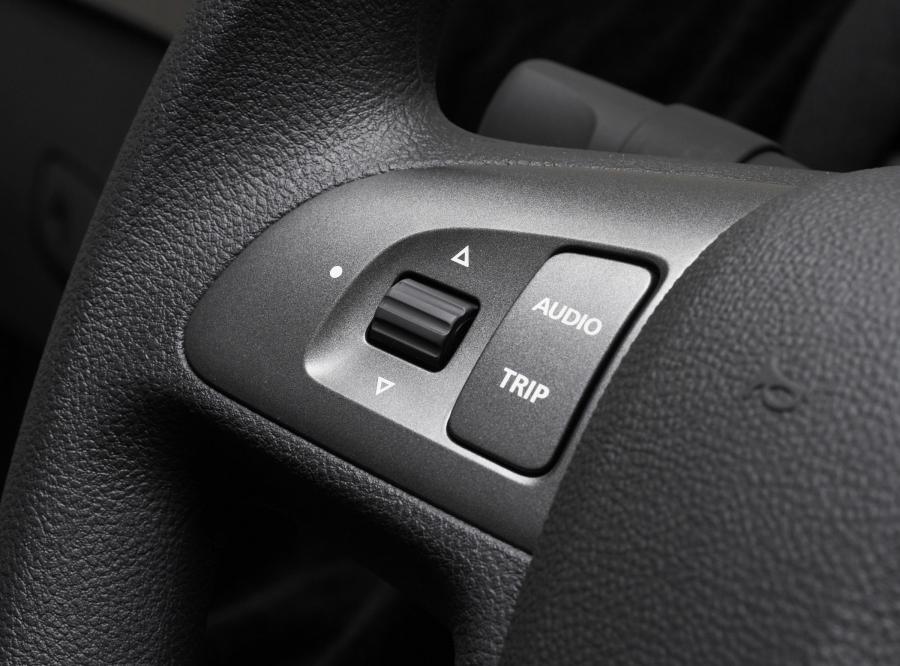  Holden Commodore Omega 2006 года  (фото 14 из 51)